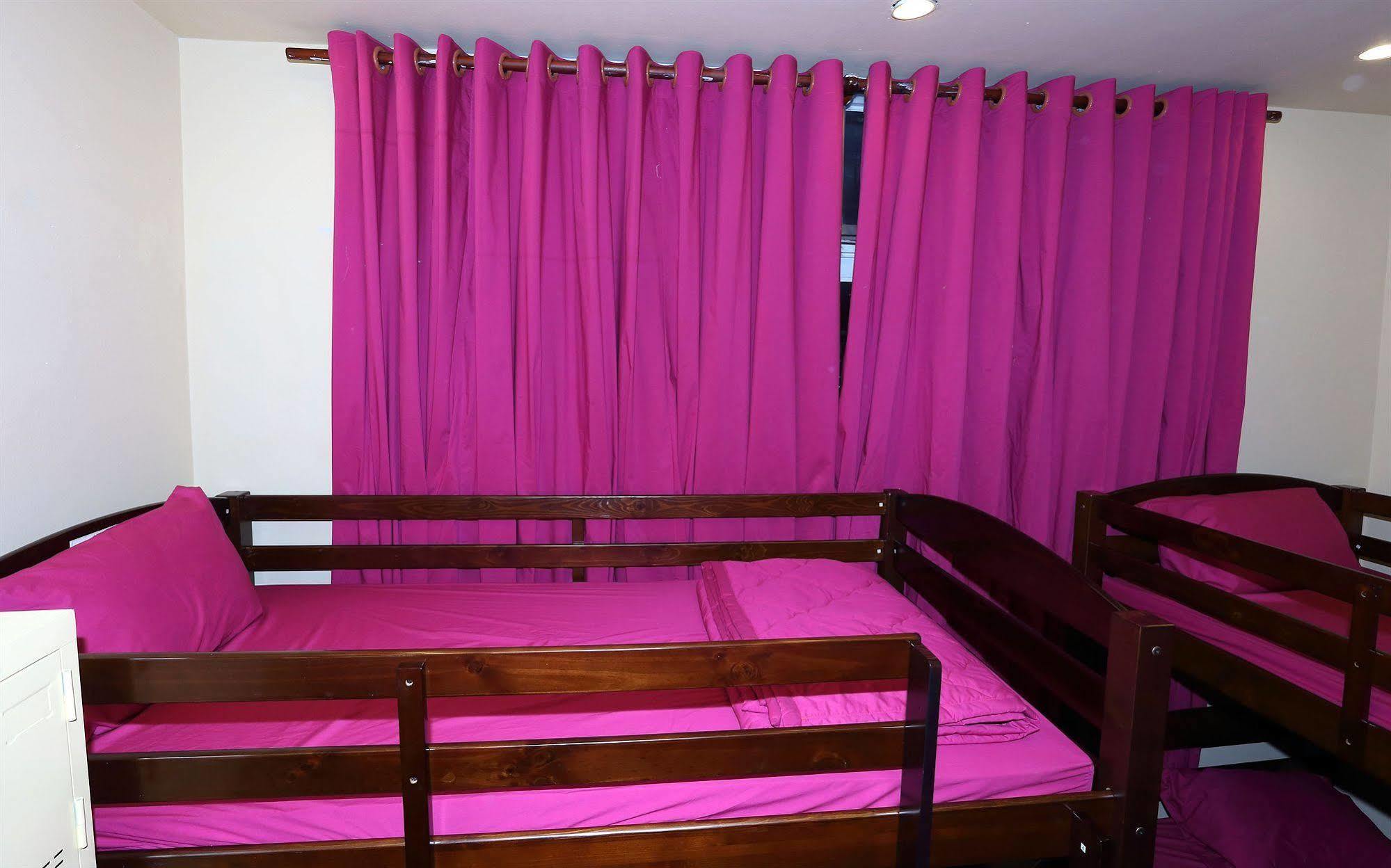 Hostel Budget